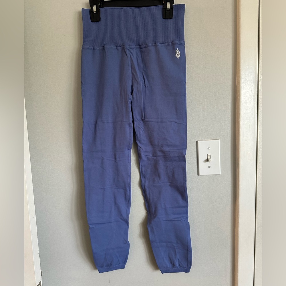 Free People High-Rise 7/8 Length Good Karma Leggings, Size M/L
